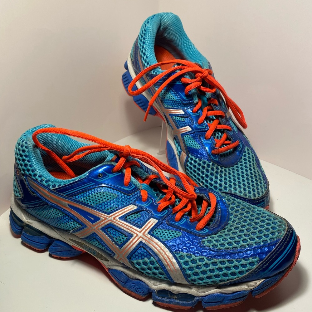 ASICS - Women’s Running Shoes - Gel Cumulus 15 - Sz. 9.5 -Aquarium & Flash Coral